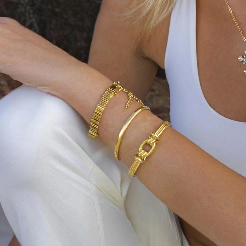 Knot Cuff Bangle - Emberly