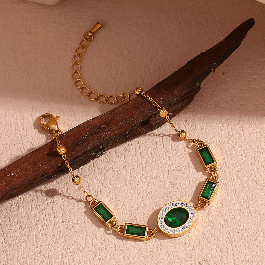 Bracelet "Emerald Grace" - Emberly