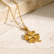 Necklace Clover