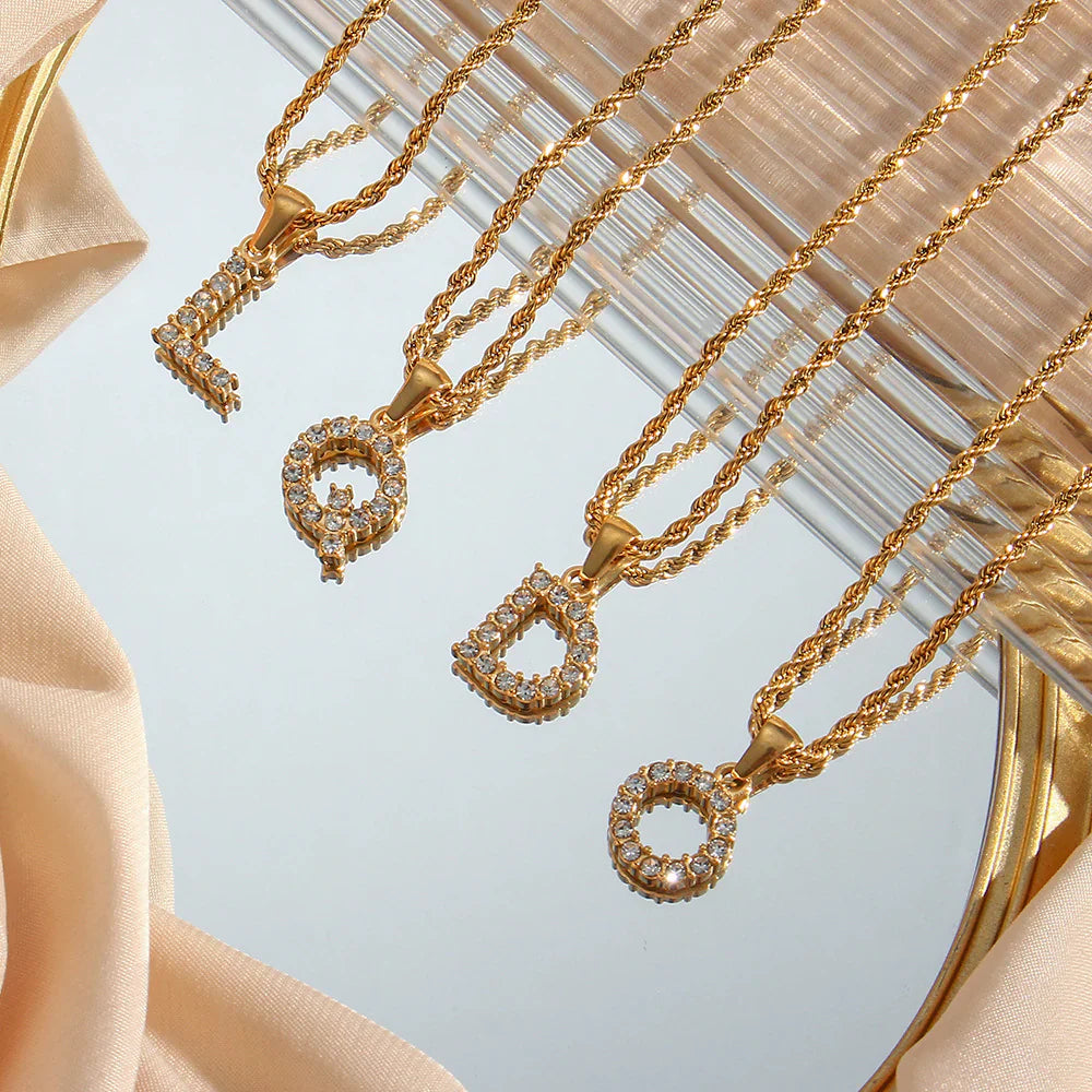 Necklace „Shining Letter“