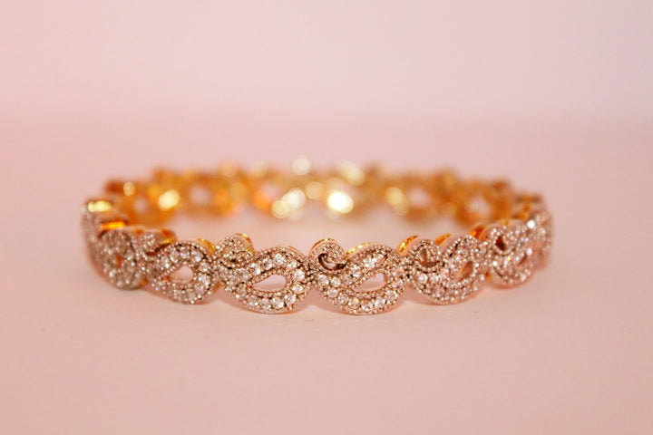 What's worth knowing before buying jewelry online for the first time?