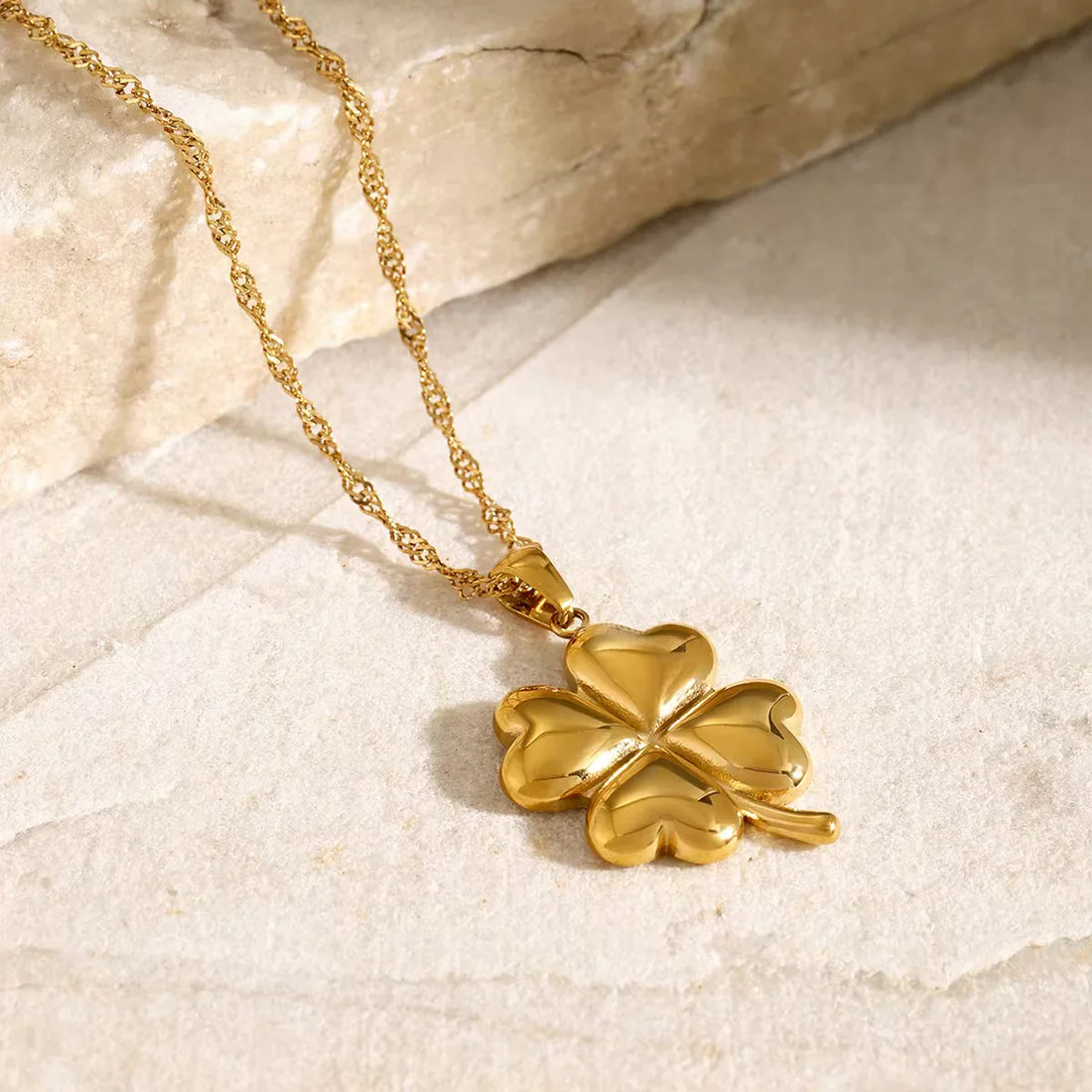  Necklace Clover