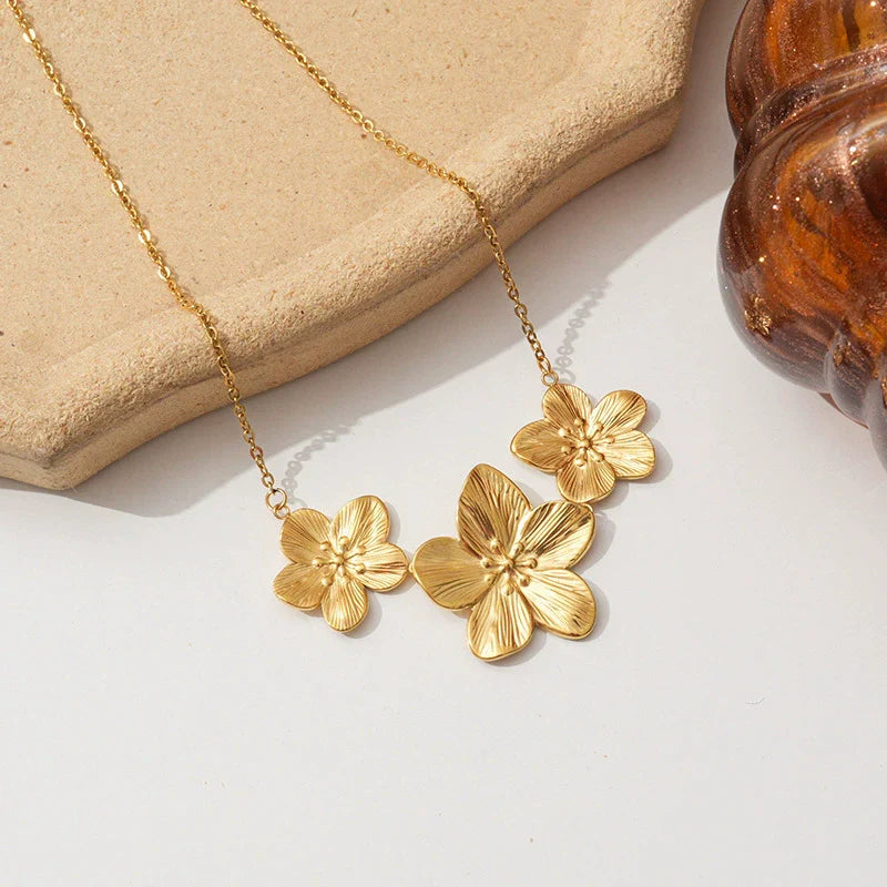  Necklace Flowers
