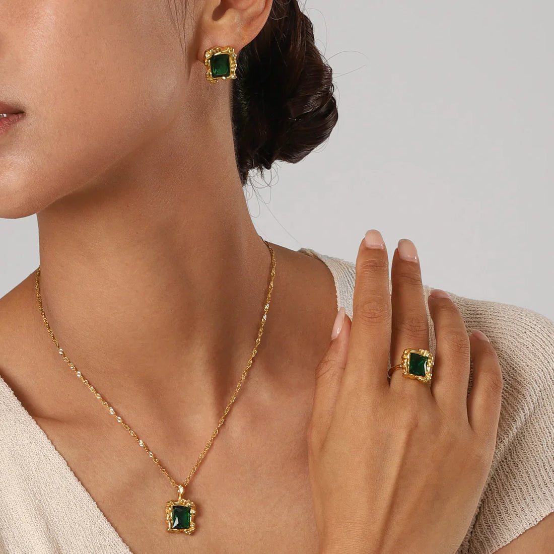 Necklace „Kaelis“