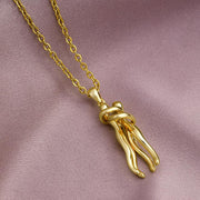 Necklace „Love’s Embrace“ - Emberly