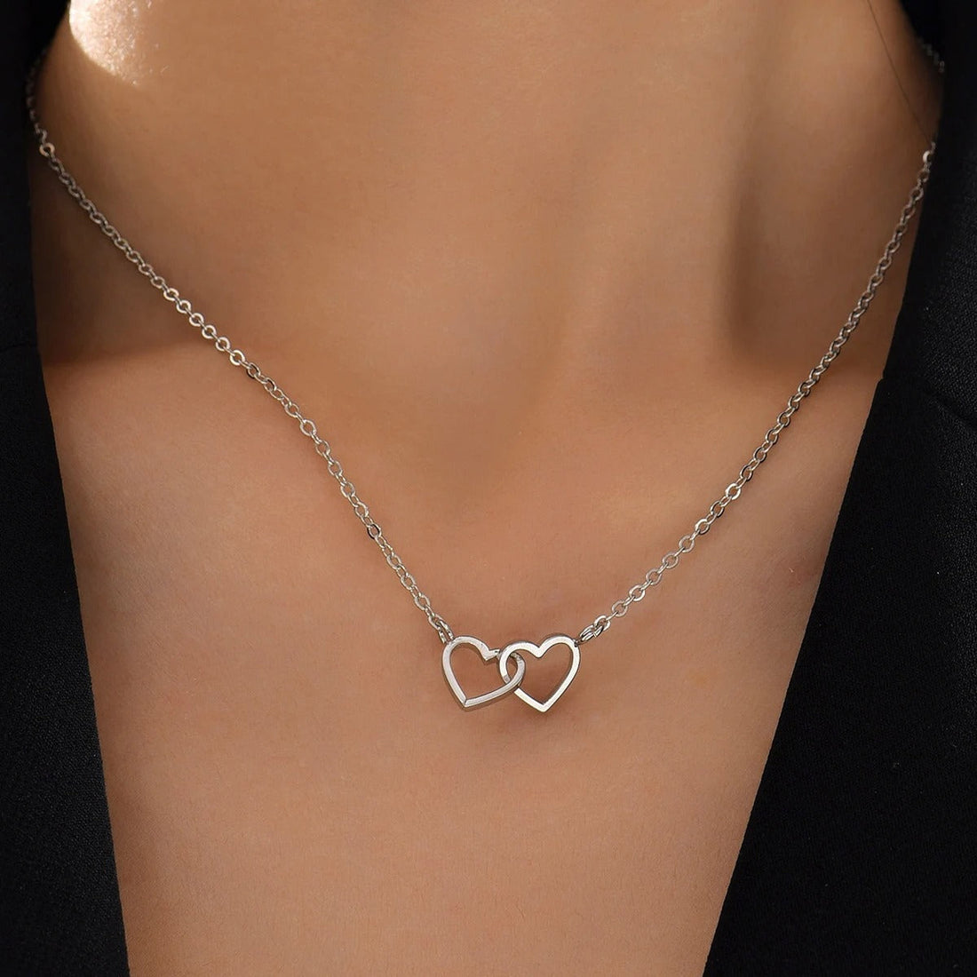  Necklace  „Eternal Hearts“
