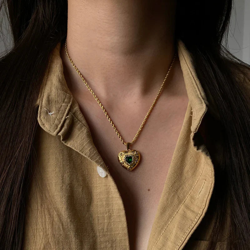 Necklace  „Isolde“