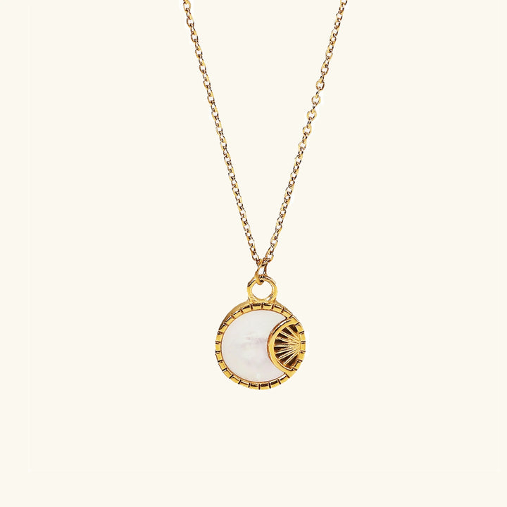  Necklace  „Lysera“