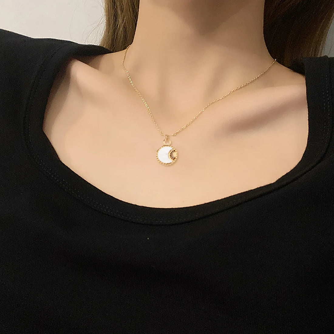  Necklace  „Lysera“