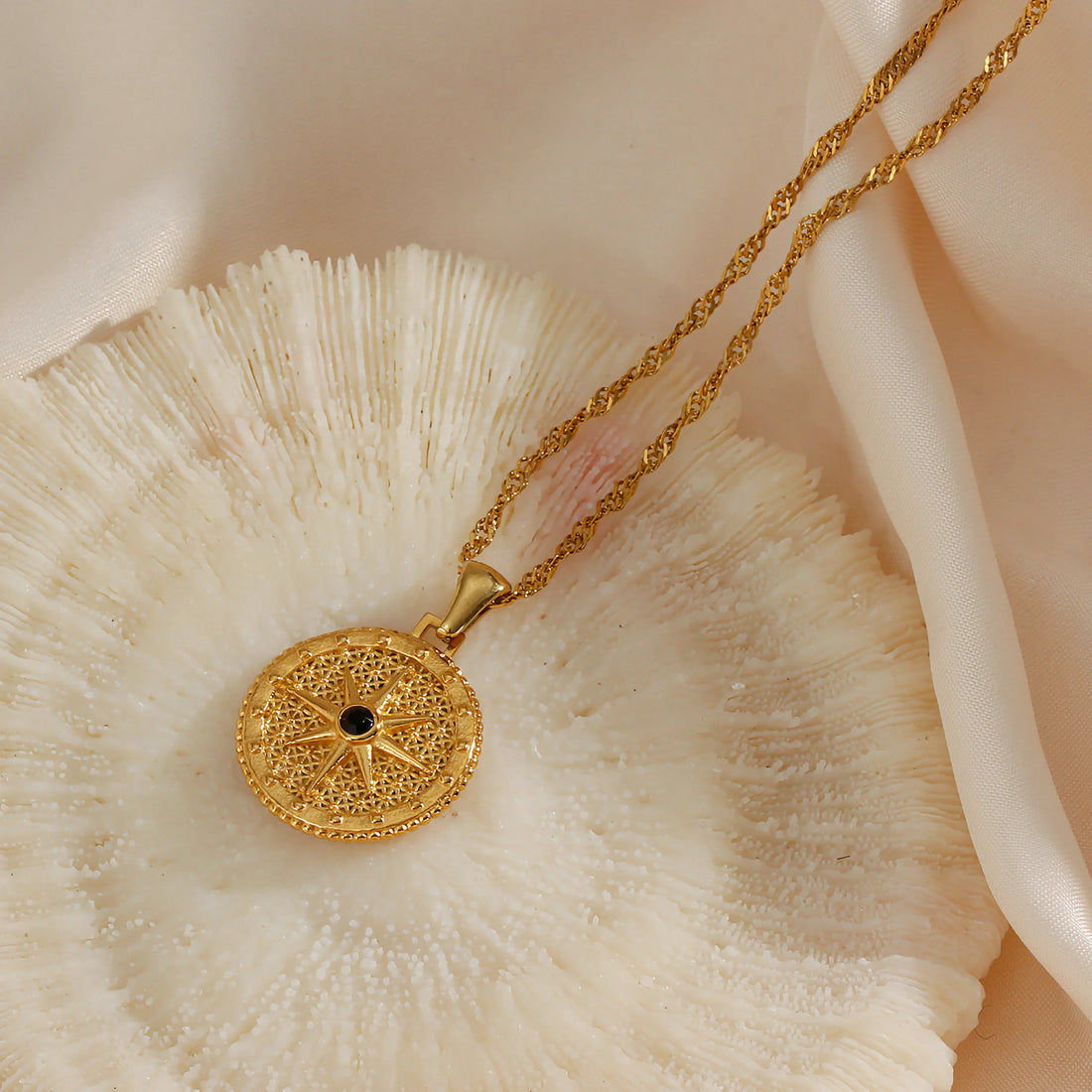  Necklace  „Norelia“