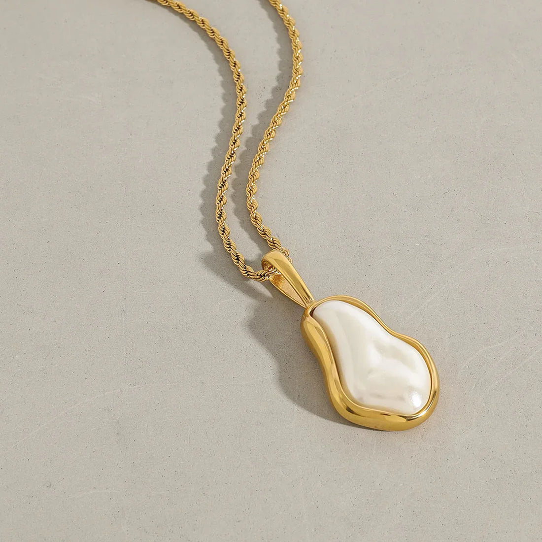  Necklace  „Talyra“