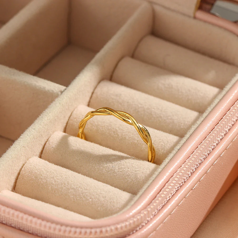 Ring "Elyra"