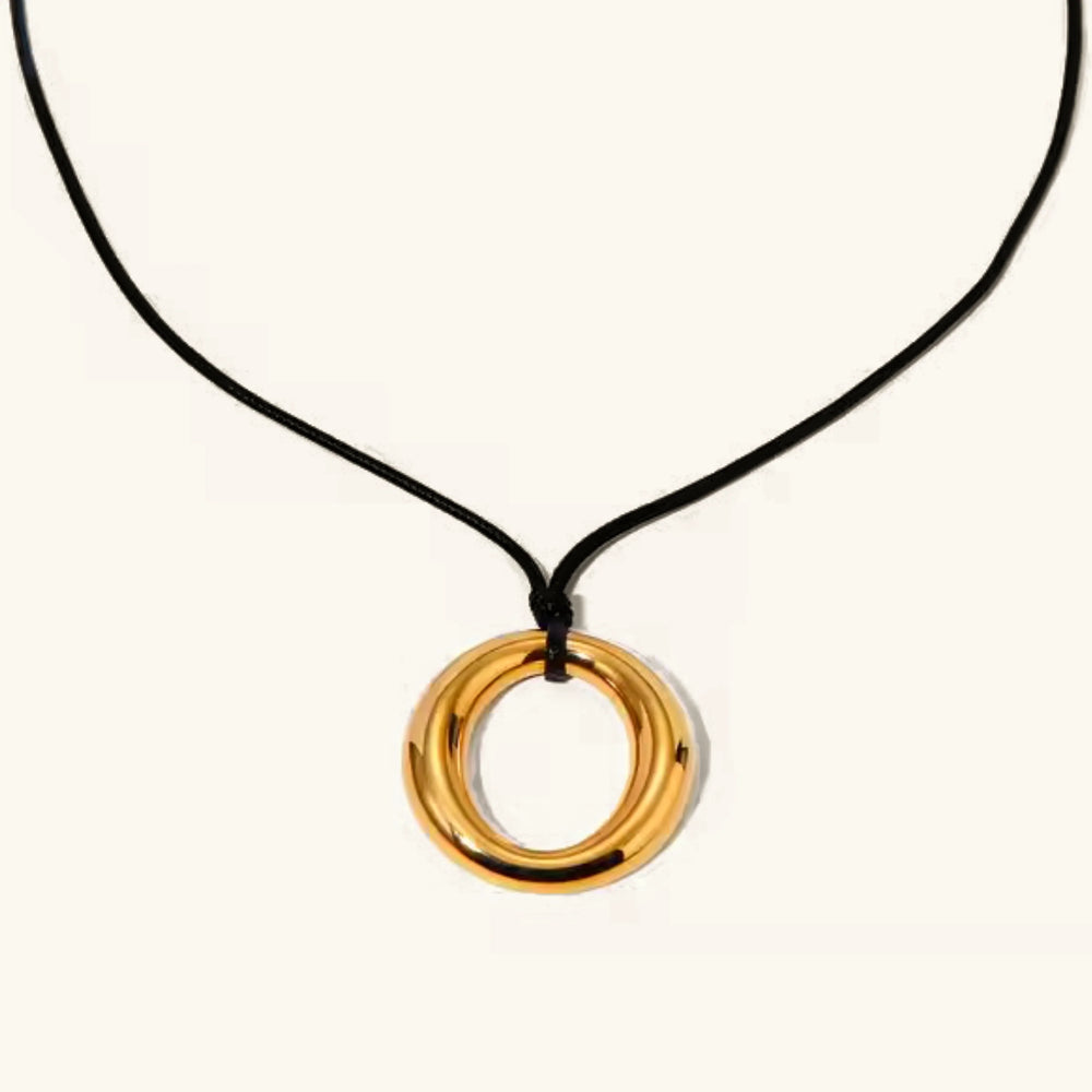 Isla Pendant