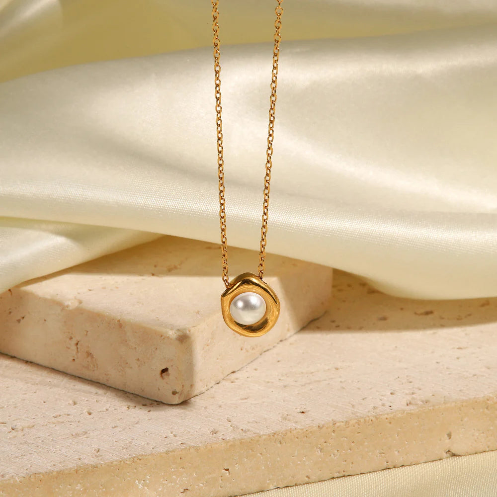 Seren Pendant