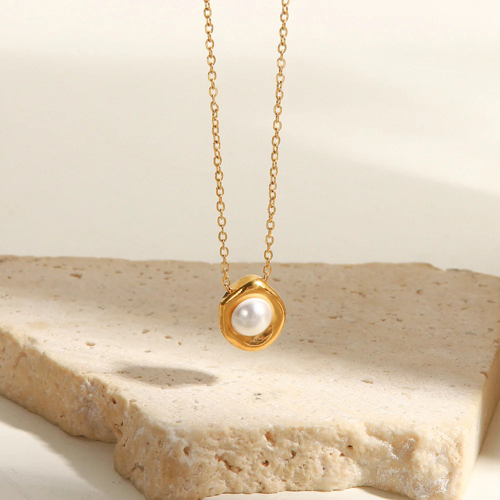 Seren Pendant