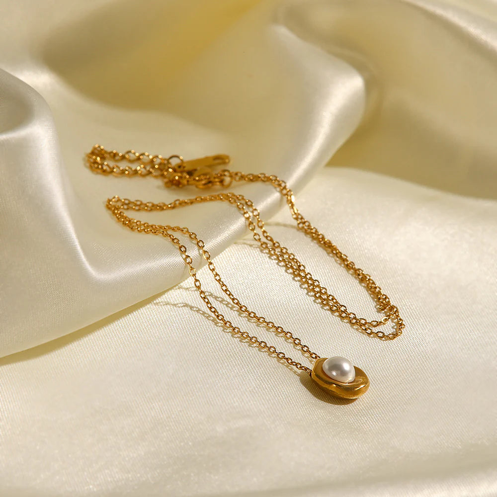 Seren Pendant