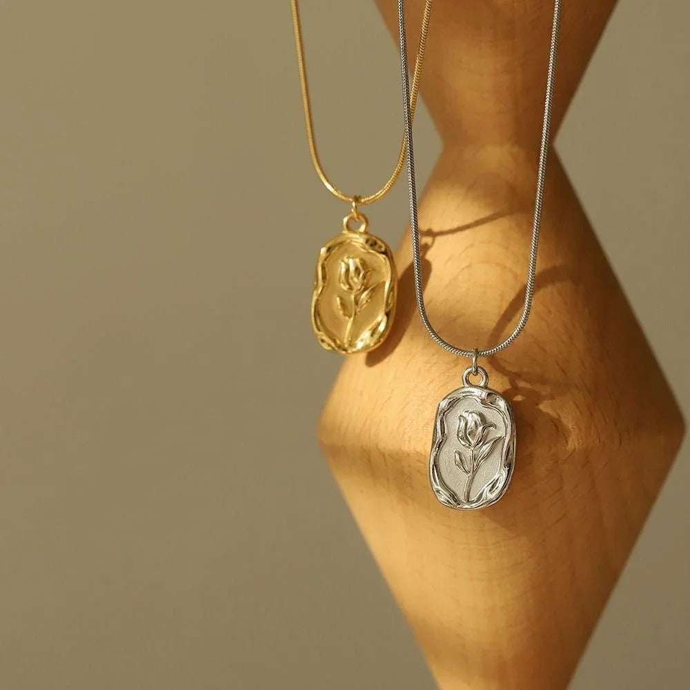 Pendant "Tulip Grace"