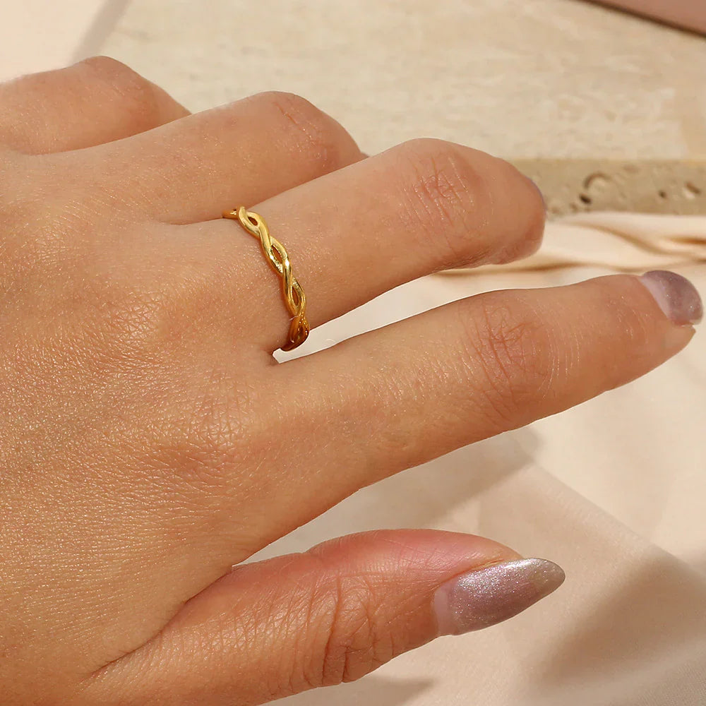 Ring "Elyra" - Emberly